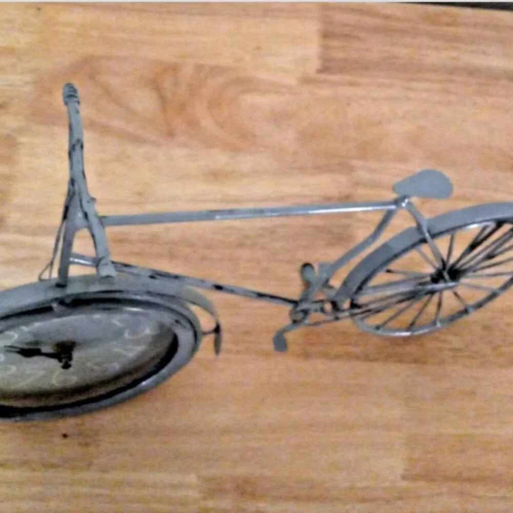 Gray Metal Bicycle Clock Vintage Style Freestanding Desk Shelf Mantel Decor